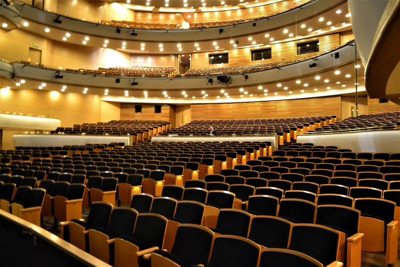 Sodre- Auditorio y Sala de Exposiciones