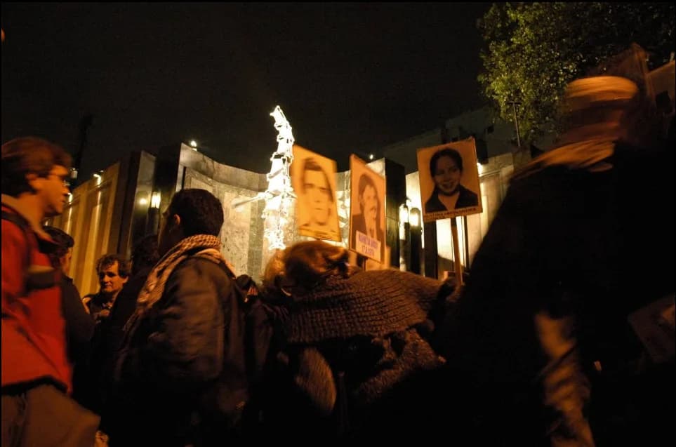 Monumento a los Desaparecidos